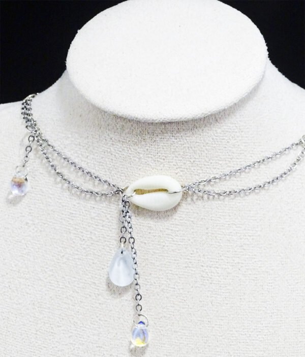 Blue1-Cypraea-Necklace Blue1-Cypraea-Necklace