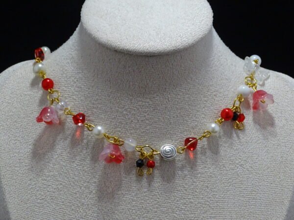 Red Flowers Necklace Red Flowers Necklace
