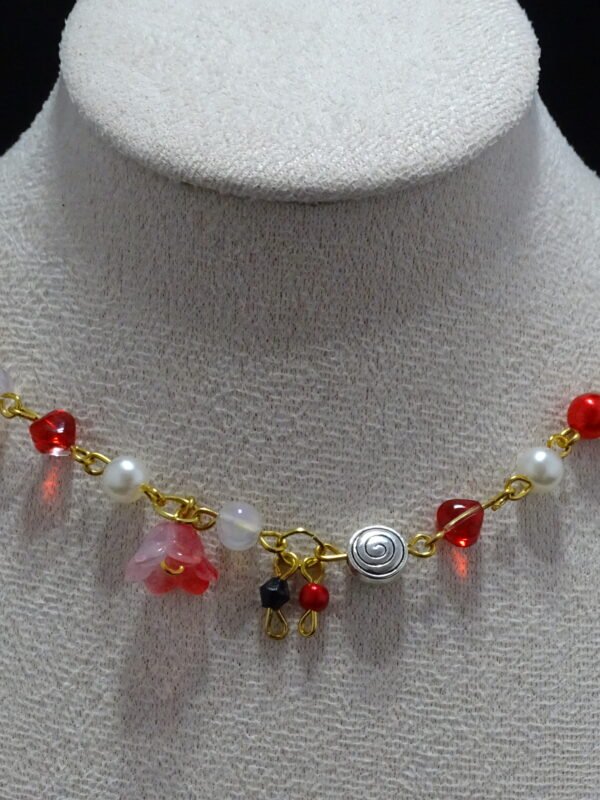 Red Flowers Necklace