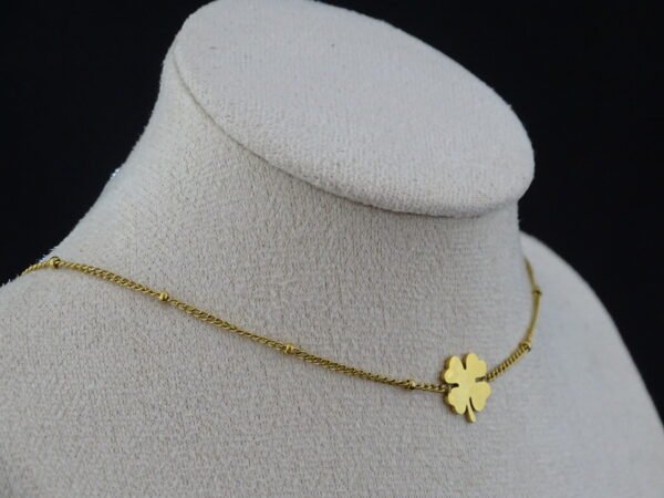 Golden Flower Necklace Golden Flower Necklace