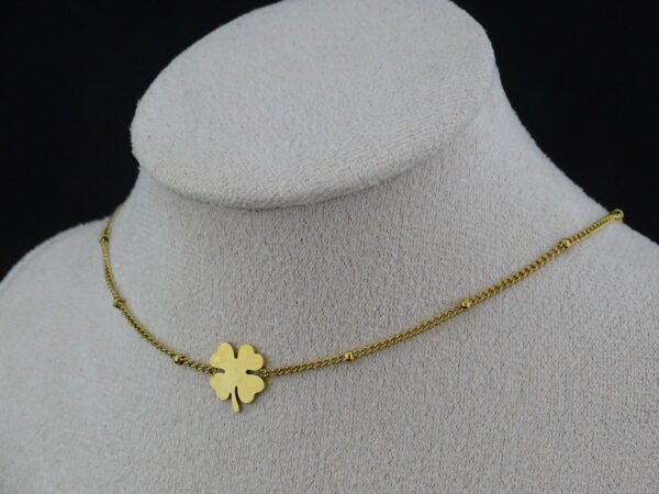 Golden Flower Necklace Golden Flower Necklace