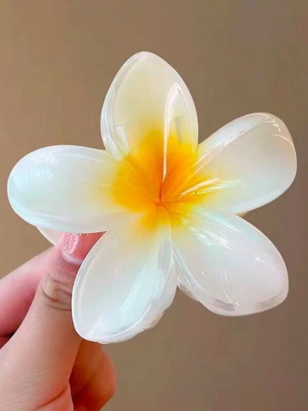 White hibiscus Flower Hair Clip