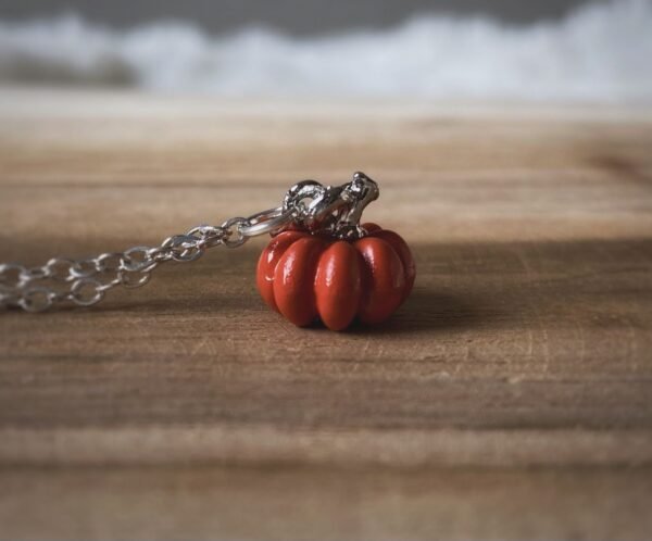 pompoen Pumkin Necklace