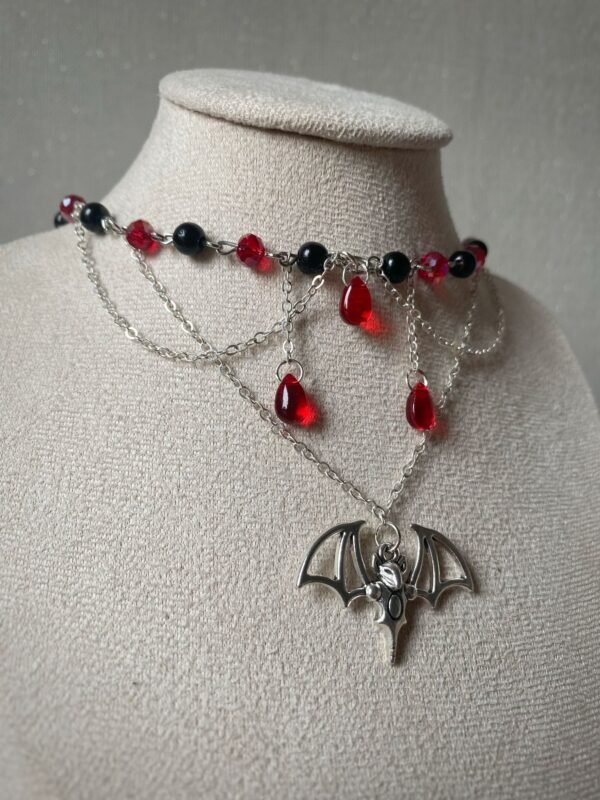 vleer Bleeding Vampire Necklace