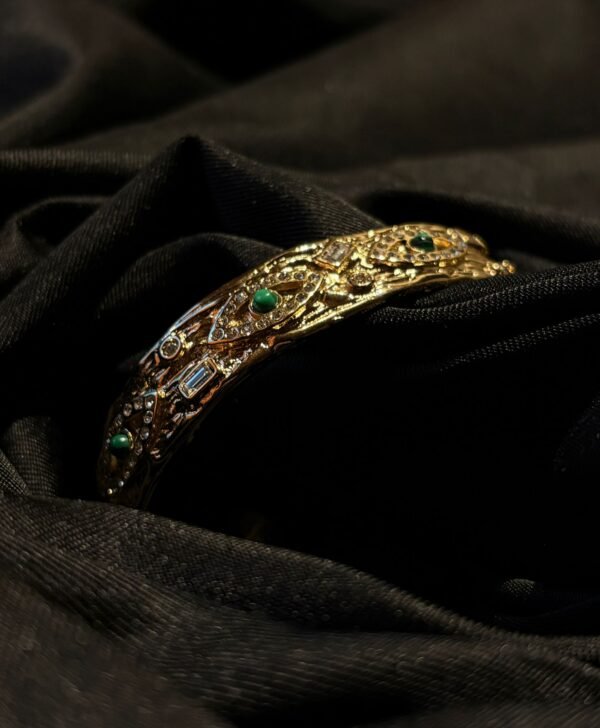 golden Golden Aura Bangle