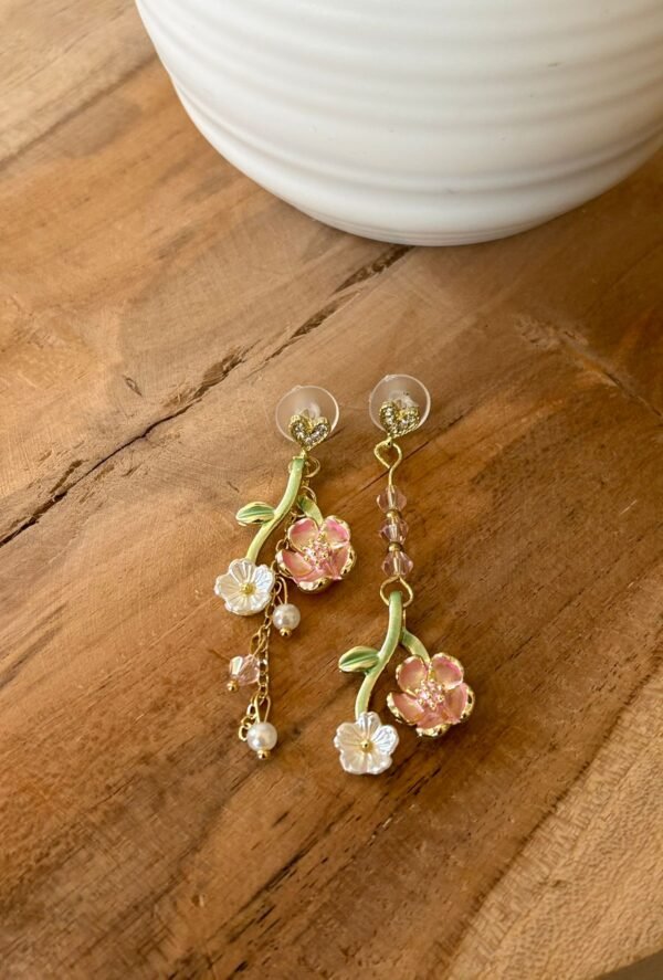 flora flora earrings